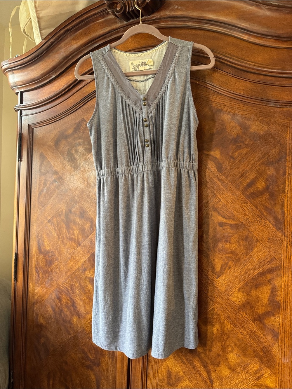 Aventura Eco Grayish Blue Knit Dress with Embroidered details size medium
